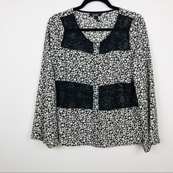 Sold!!! Soieblu Bell Sleeve Blouse - Picture 2 of 7